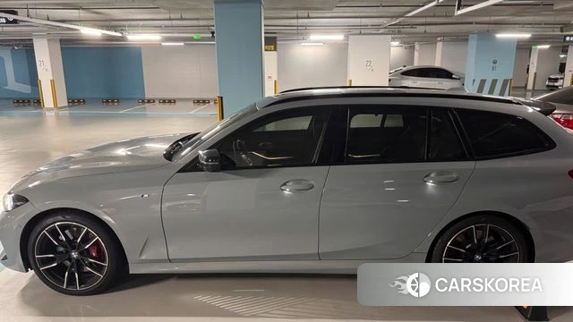 BMW 3 Series (G20) 2024 Небесно-голубой из Кореи, фото 5
