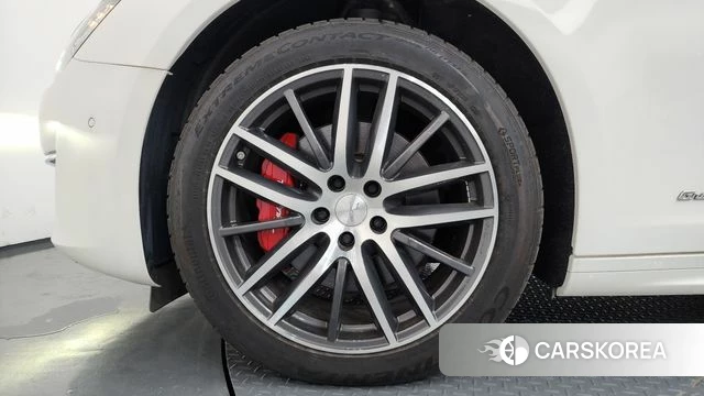 Maserati Ghibli id 4447876 из Кореи 31