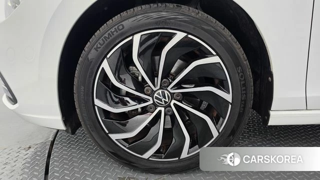 Volkswagen Golf 8th Generation id 4905774 из Кореи 32