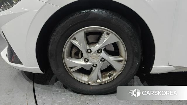 Hyundai Avante (CN7) id 3911262 из Кореи 15