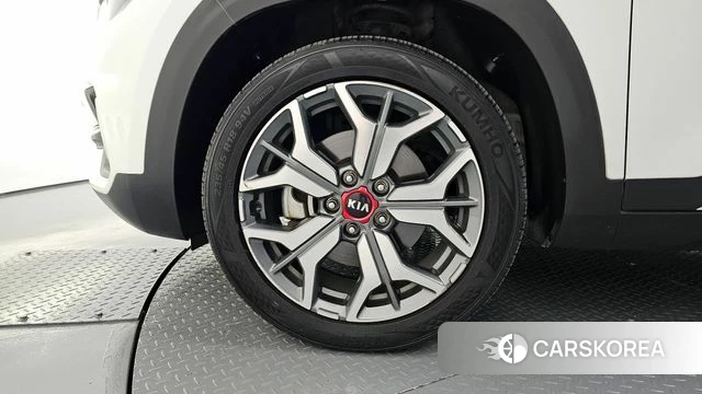 Kia Seltos id 3955118 из Кореи 15