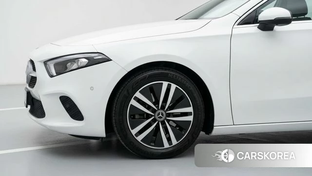 Mercedes-Benz A-Class W177 id 4604388 из Кореи 8