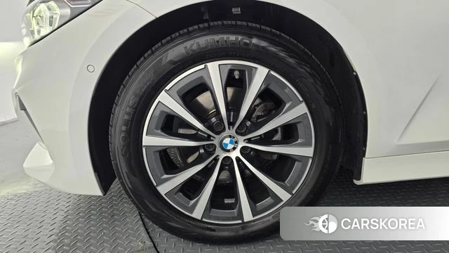BMW 3 Series (G20) id 4401074 из Кореи 28