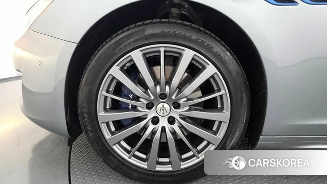 Maserati Ghibli id 4592094 из Кореи 29