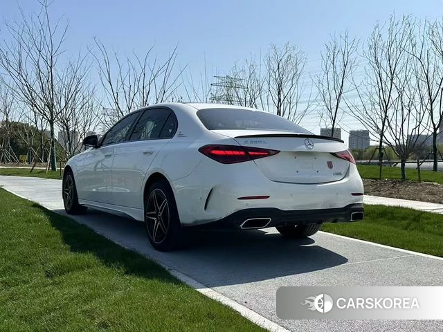 Mercedes-Benz Class C 2023 Белый из Китая, фото 6