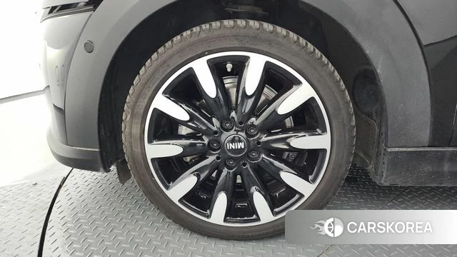 Mini Cooper Electric id 4361107 из Кореи 28