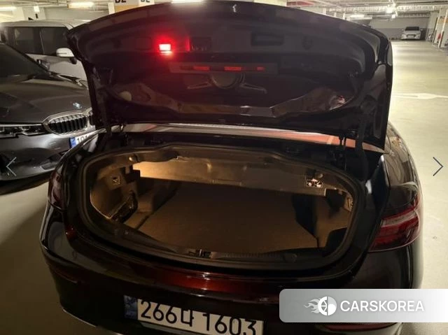 Mercedes-Benz E-Class W213 2023 Красный из Кореи, фото 5