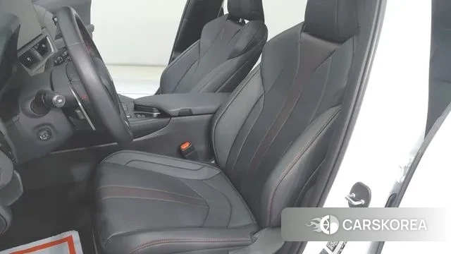 Lexus UX300h id 3624397 из Кореи 15