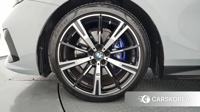 BMW 5 Series (G60) id 4834576 из Кореи 15