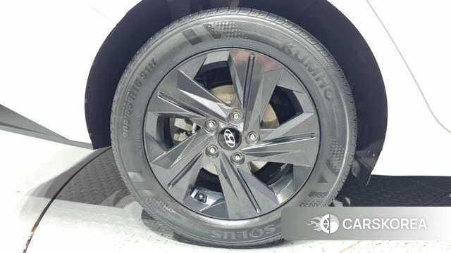 Hyundai Avante (CN7) id 4894001 из Кореи 15