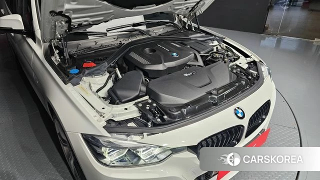 BMW 3 Series (F30) id 4708716 из Кореи 30