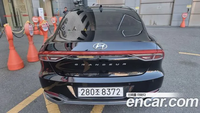 Hyundai The New Grandeur IG Hybrid id 2673833 из Кореи 12