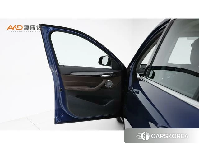 BMW X1 2021 Синий из Китая, фото 5