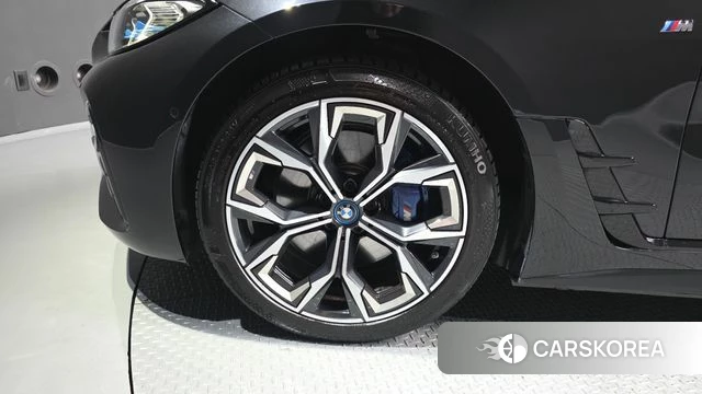 BMW i4 id 4854205 из Кореи 29