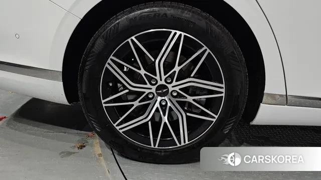 Genesis G90 (RS4) id 3416241 из Кореи 15