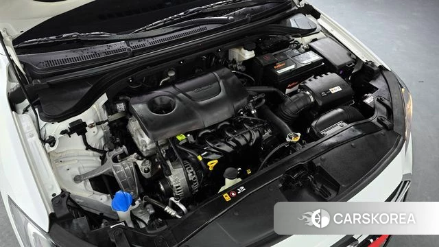 Hyundai Avante AD id 3861656 из Кореи 15