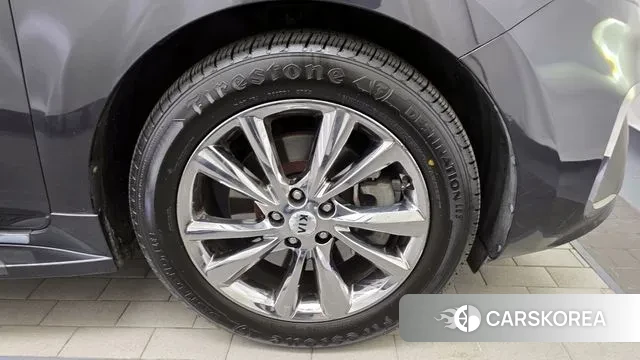 Kia The New Carnival id 3687707 из Кореи 15