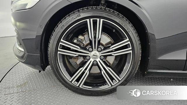 Volvo S60 3rd generation id 4636490 из Кореи 28