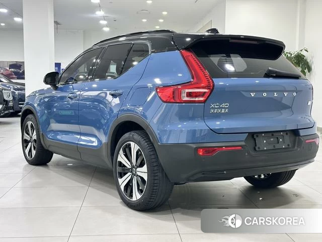 Volvo XC40 EV id 3908744 из Китая 12