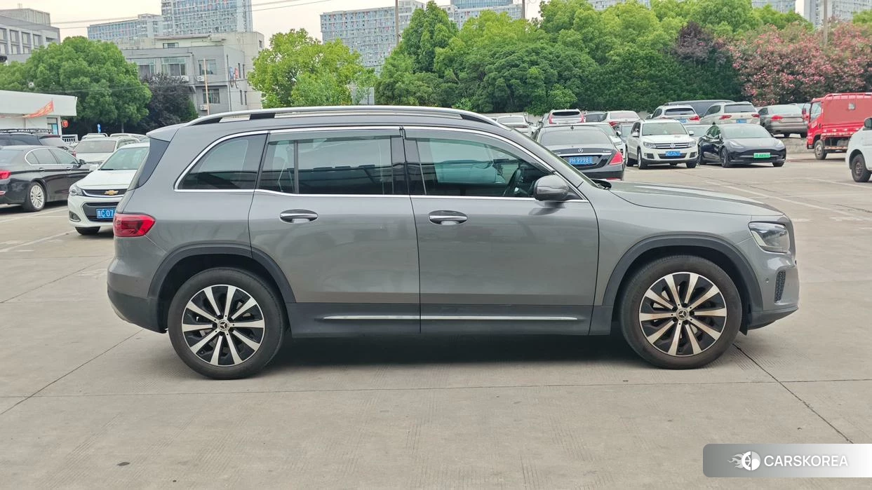 Mercedes-Benz GLB id 4462068 из Китая 8