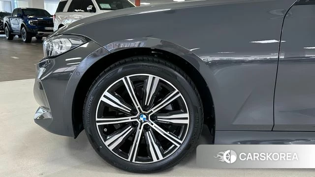 BMW 3 Series (G20) id 4622940 из Кореи 15