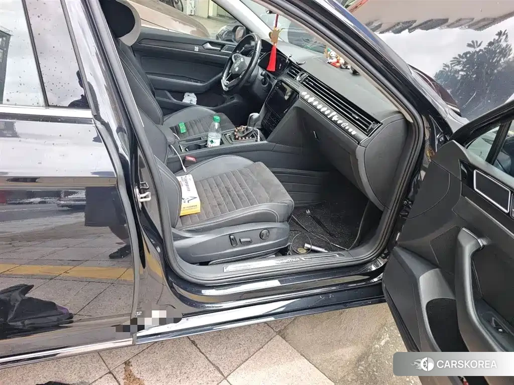 Volkswagen Magotan id 4570753 из Китая 21