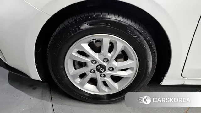 Kia Come New K3 id 3687379 из Кореи 15