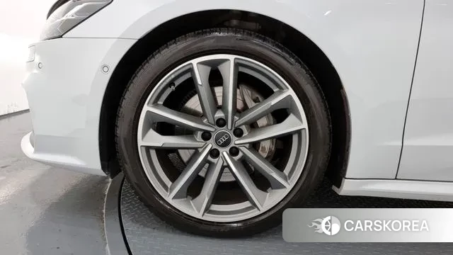 Audi A7 (4K) id 2965507 из Кореи 15