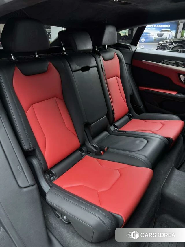 Lamborghini Urus id 4239215 из Китая 26