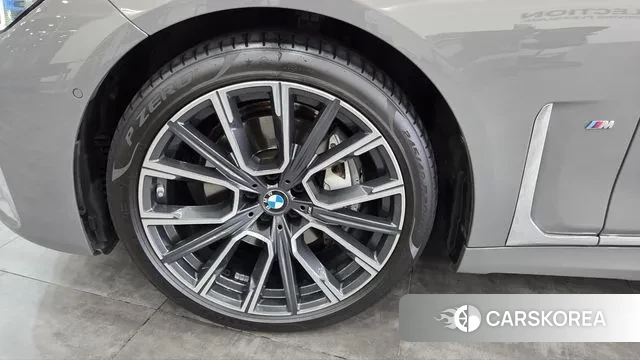 BMW 7 Series (G11) id 3401090 из Кореи 8