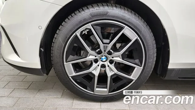 BMW 5 Series (G60) id 2878660 из Кореи 15