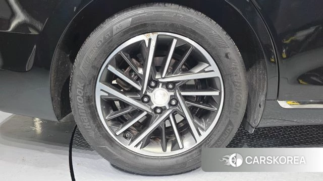 Hyundai The New Grandeur IG id 4475693 из Кореи 30