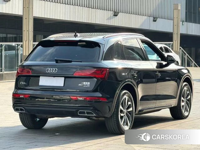 Audi Q5L 2024 Черный из Китая, фото 5