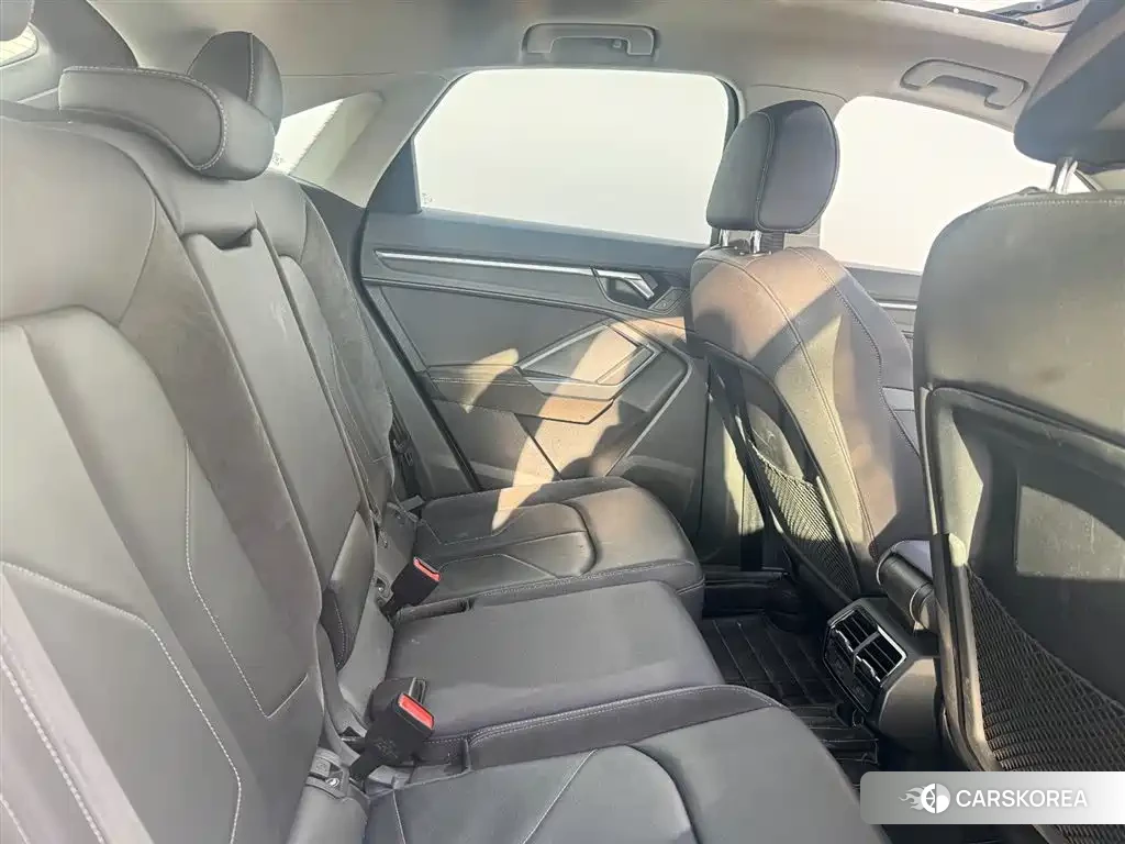 Audi Q3 Sportback id 4589513 из Китая 12