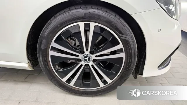 Mercedes-Benz E-Class W213 id 3427249 из Кореи 15