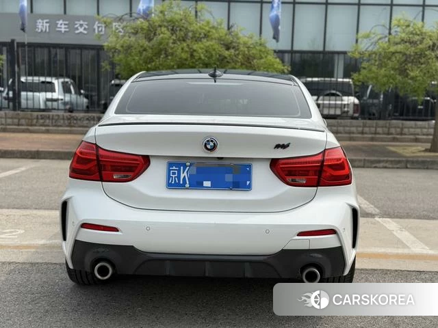 BMW 1 series 2023 Белый из Китая, фото 5