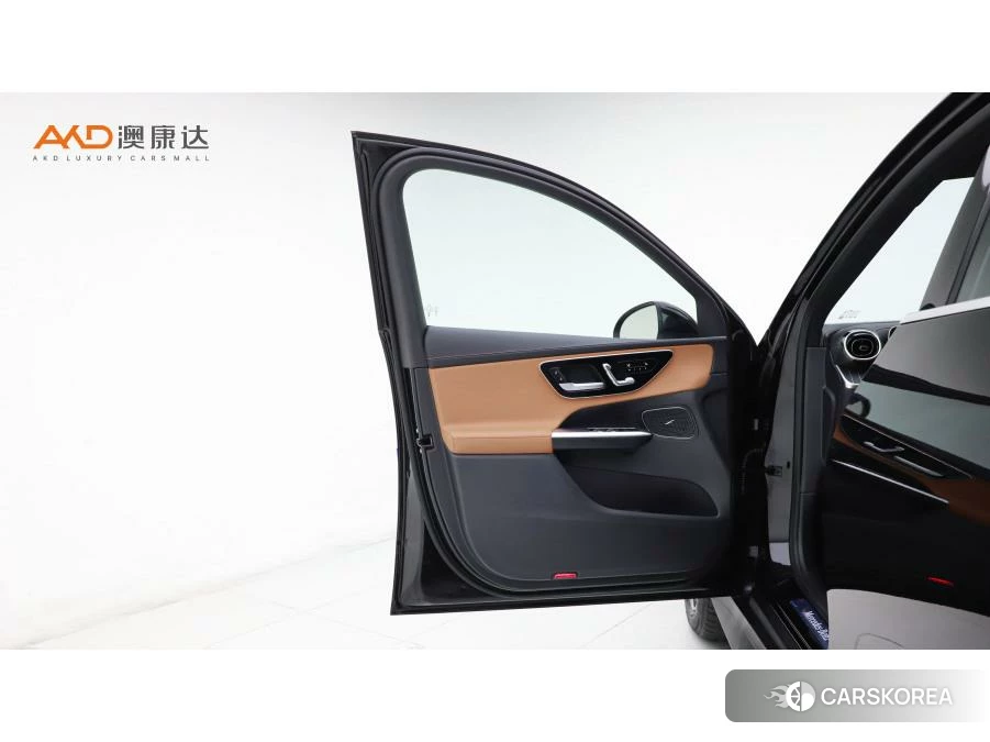 Mercedes-Benz GLC 2023 Черный из Китая, фото 5
