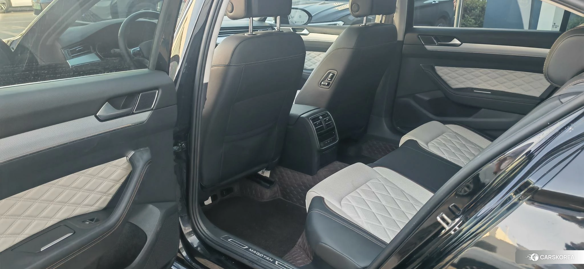 Volkswagen Magotan id 4455351 из Китая 8