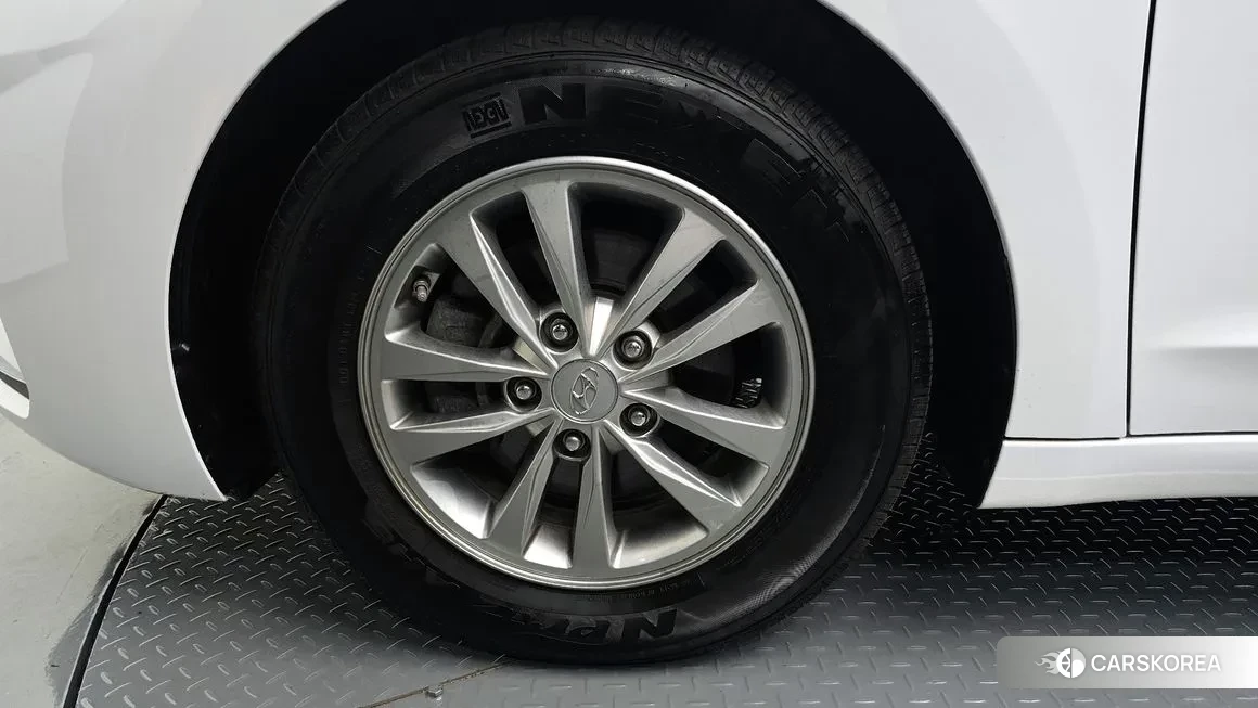 Hyundai The New Avante AD id 1858804 из Кореи 15