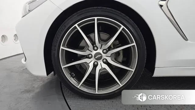 Genesis G70 id 3552356 из Кореи 15