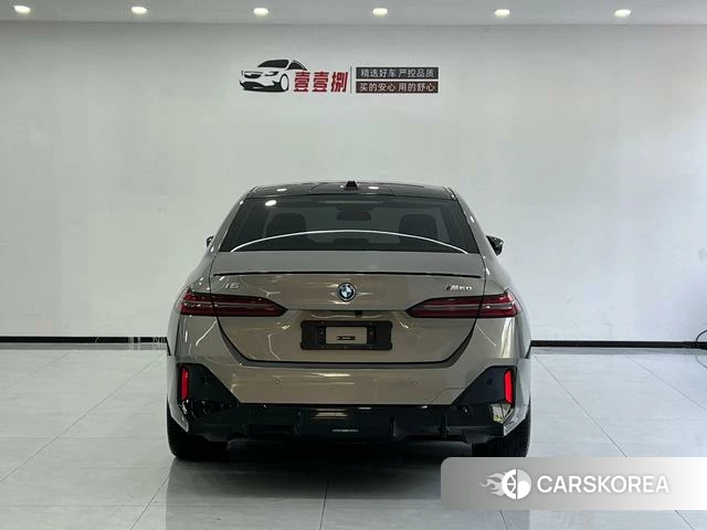 BMW i5 (import) 2025 Шампань из Китая, фото 5