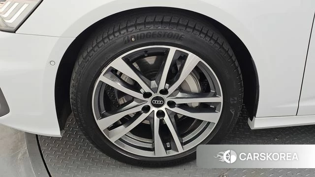 Audi A6 (C8) id 3896973 из Кореи 15