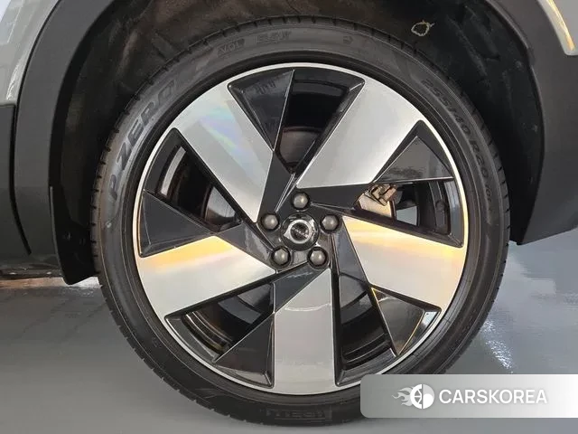 Volvo XC40 Richards id 3431461 из Кореи 11