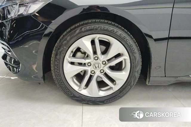 Honda Accord id 3837287 из Китая 12