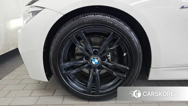 BMW 3 Series (F30) id 4471762 из Кореи 26