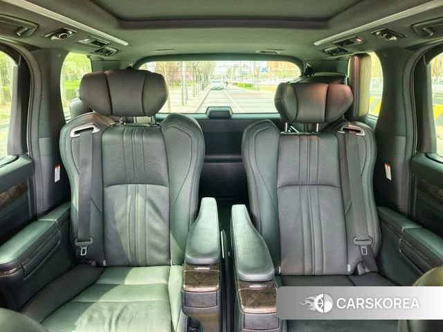 Toyota Elfa id 4272189 из Китая 25