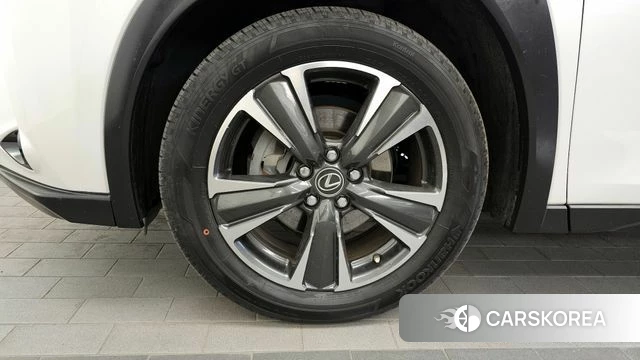 Lexus UX250h id 4667445 из Кореи 31