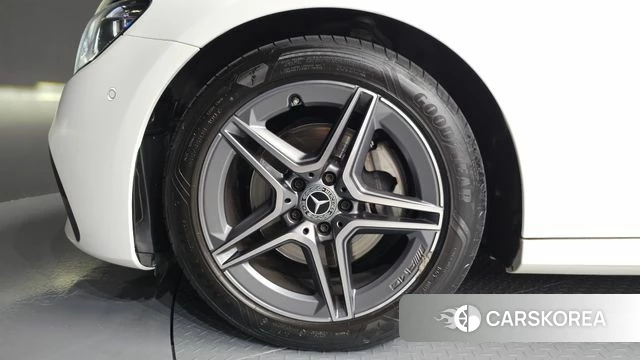 Mercedes-Benz E-Class W213 id 4612989 из Кореи 15