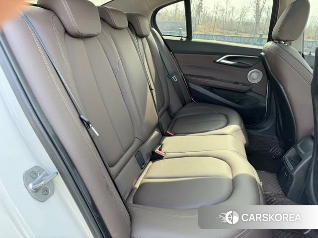 BMW 1 series id 4301610 из Китая 18