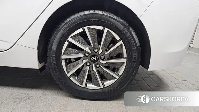 Hyundai The New Ionic Electric id 3778535 из Кореи 15